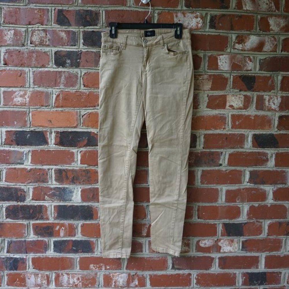 Juniors Celebrity Pink Skinny Jeans